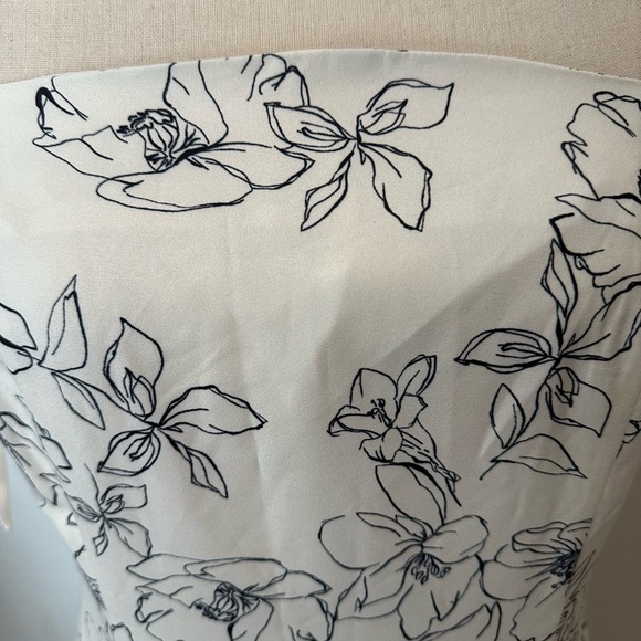 Current Air Anthropologie floral dress white cream flare midi SZ M - Picture 5 of 8